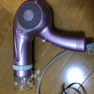 Tescom製マイナスイオンドライヤーの画像