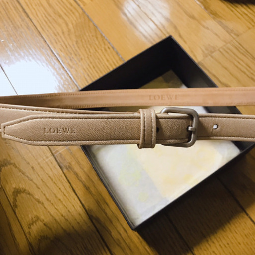 ロエベ レディースベルト