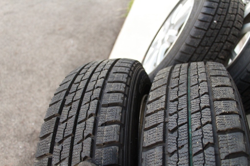 アクアで使用　スタッドレスセット　ほぼ新品 165/70R14 アルミホイール 4本セット