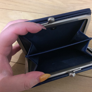 アニエスベー  二つ折り財布の画像