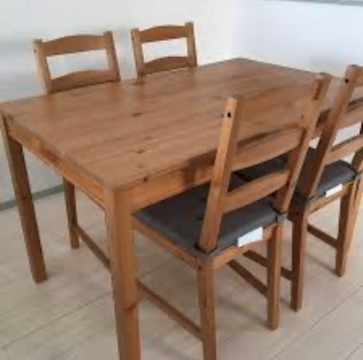 ダイニングテーブルセット　IKEA