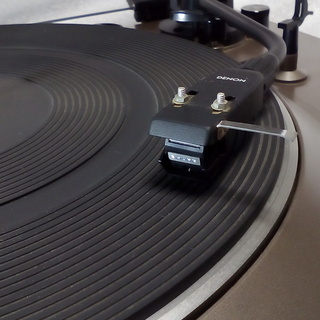 【取引中】　DENON　レコードプレーヤー　DP-30Ｌの画像