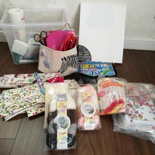 【終了】不要品まとめて段ボール一箱　手芸　本　おもちゃの画像