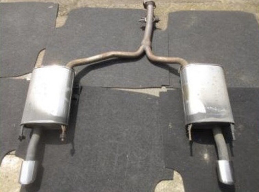 18クラウン ゼロクラ リアマフラーです