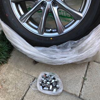 ヴェルファイア　アルファード　スタッドレス225/60R17の画像