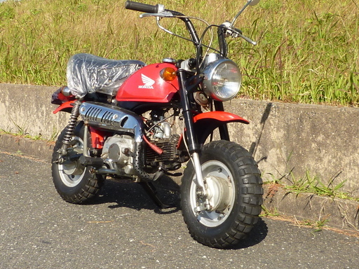 【売約済】ホンダ モンキー 50cc 赤 4速マニュアル クラッチ付き キャブ バッテリー新品 実動 使用中