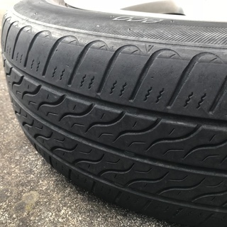 中古タイヤ4本セット 185/65R15の画像