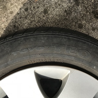 中古タイヤ4本セット 185/65R15の画像