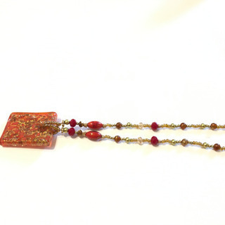 ①オレンジ系　アンティークビーズ ネックレス　#Cattleyaの画像