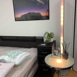 コイズミの縦長フロアスタンドを入荷致しました！