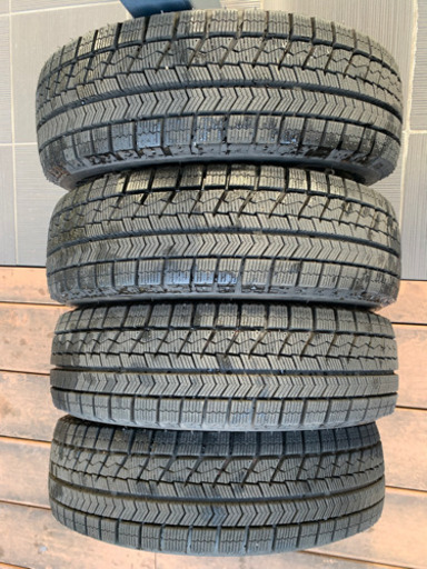 軽自動車用アルミホイール付きスタッドレスタイヤ