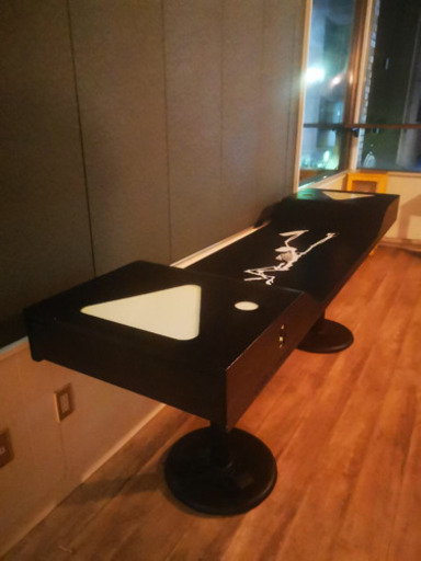 アメリカで人気のビアポンテーブル台