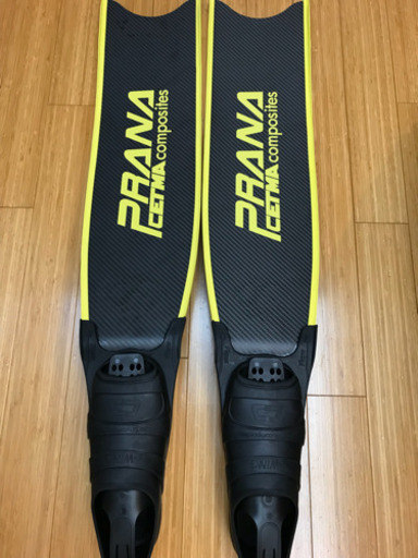 ロングフィン　スピアフィッシング　フリーダイビング　ダイビング　最高級カーボンフィン