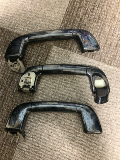 値下げしました！タント375 黒木目アシストグリップ　3P 純正交換式