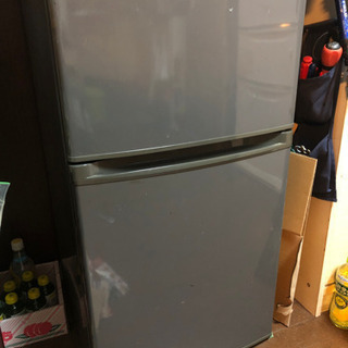 あげます！コンパクトサイズ長期使用ですがまだまだ使えます