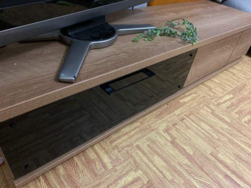 美品です！日本製テレビ台