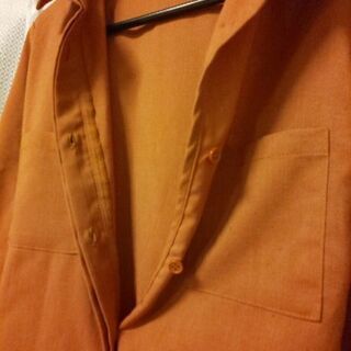 美品✨レンガ色のロング丈薄手シャツ   Mの画像