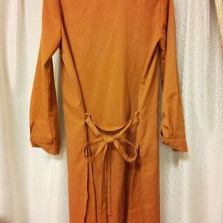 美品✨レンガ色のロング丈薄手シャツ   M