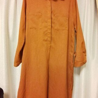 美品✨レンガ色のロング丈薄手シャツ   Mの画像
