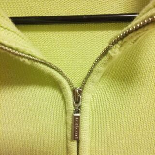 『 Luccica 』黄緑のファスナー付きニットカーディガン Mの画像