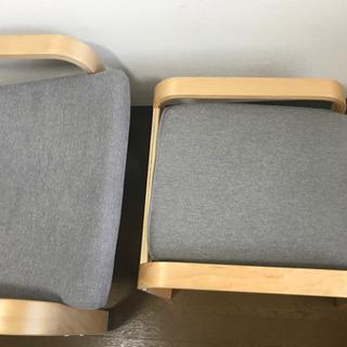 アームチェア／フットスツール付きの画像