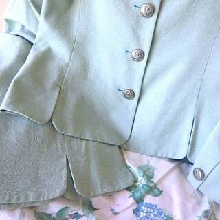 ♪PIERRE BALMAIN ピエールバルマン　ベビーブルーのミニ丈スーツ　M ♪の画像