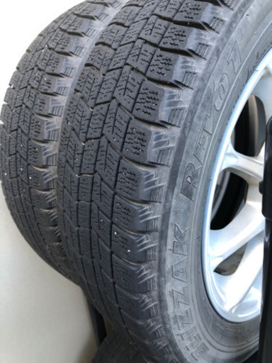 軽自動車　スタッドレスタイヤ　ホイール付き