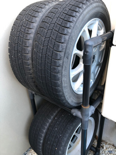 軽自動車　スタッドレスタイヤ　ホイール付き
