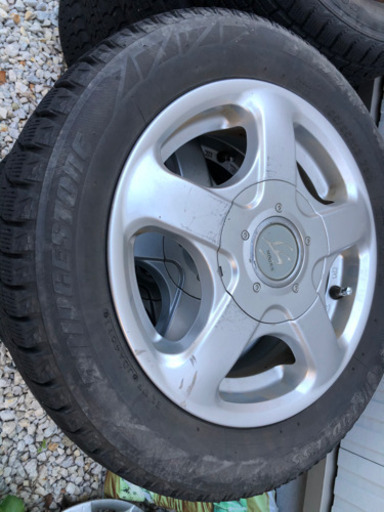 軽自動車　スタッドレスタイヤ　ホイール付き　13インチ