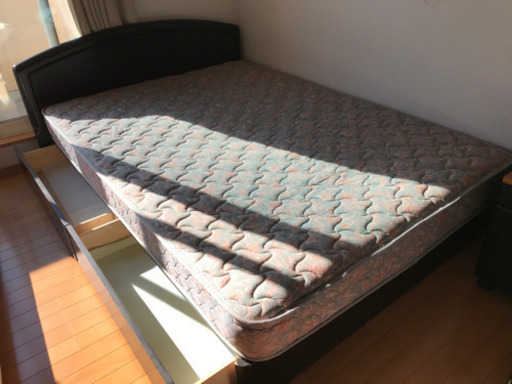 ダブルベッド⭐︎フランスベッド⭐︎引出し付