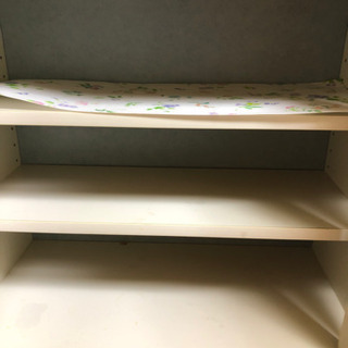 食器棚の画像