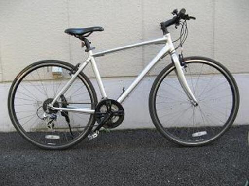 商談中！〔中古〕アルミフレーム・クロスバイク（２４段変速・momentumZ－５－H）７００－２８C