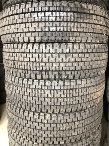 4トン用225/80R17.5ほぼ新品6本セット