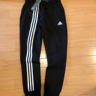 新品！adidasスウェット レデースMサイズ