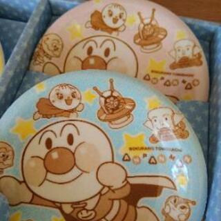 再値下げ【新品・未使用】アンパンマン パーティー 皿３枚セット 子ども用の画像