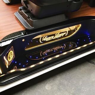 ハイエース200系用　LED付きステップカバー
