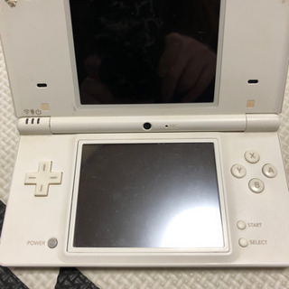 (取引中)DS iとLITE本体☆5台まとめて