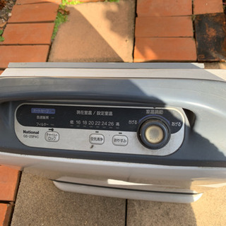 ガスファンヒーター