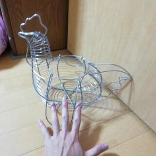 針金の鶏？