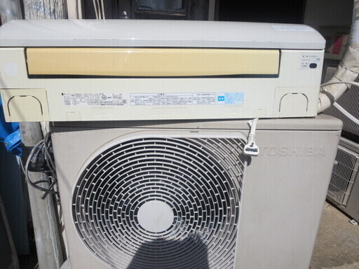TOSHIBA RAS2E7ARX  14畳4Kクーラー200V 2010年