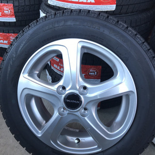 ブリヂストン スタッドレスアルミホイール付き 2019年製造