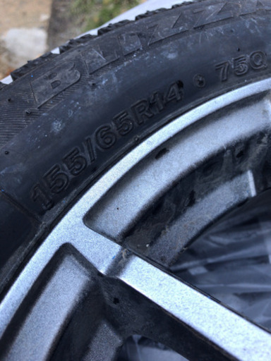 BS VRX14インチアルミ付き　４本