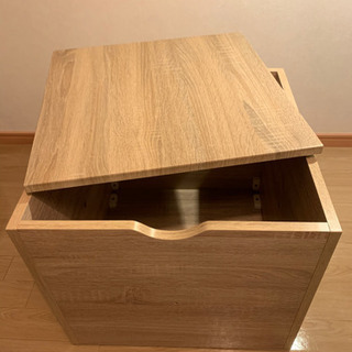 収納ボックス兼ベンチ　× 2個