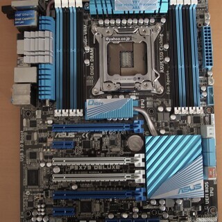 商談中！ASUS P9X79 DELUXE  X79マザーボード...