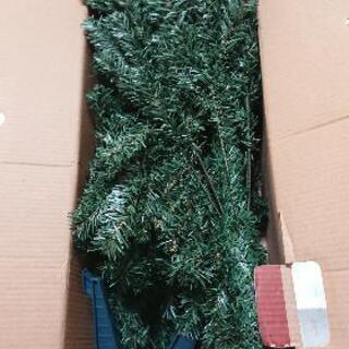 クリスマスツリーとリースです