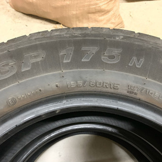 ハイエース(レジアスエース)純正タイヤ 4本 人気・おすすめ｜売れ筋・定番アイテムでも使える 今だけ割引 即対応 国内発送・アフターサポート完備