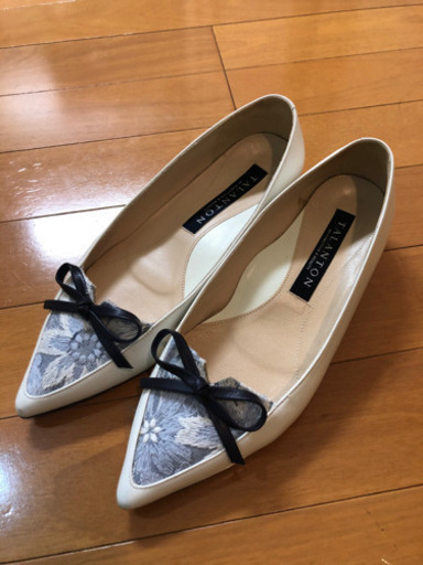 DIANAローヒールパンプス✨