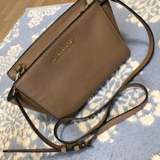 マイケルコース MICHAEL KORS