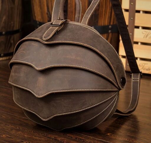 高級手工芸品 本革100%バックパック 多功能スポーツバックパック トラベルバッグ スクールバッグ コンピューターバッグ