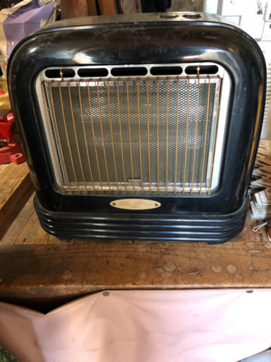 サンヨー製電気ストーブ 800w 400w切り替え付き